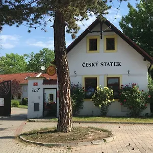 https://cesky-statek.praguehotelsweb.com